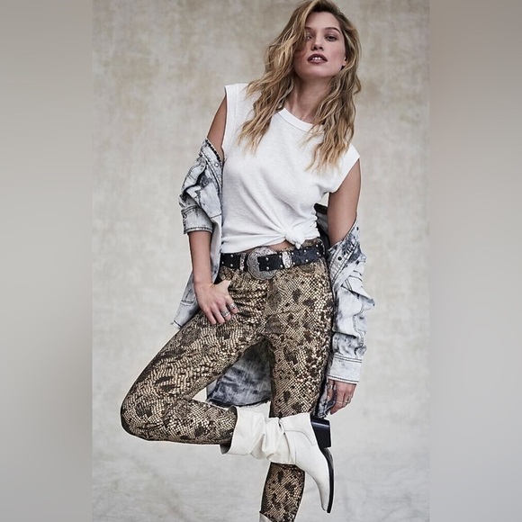NWT Free People Two Faced Snake Print High Rise Skinny Ankle Raw Hem Jeans - Picture 1 of 7